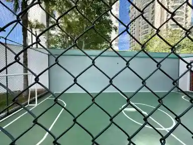 Tela angular de alambrado, também conhecida como tela simples torção